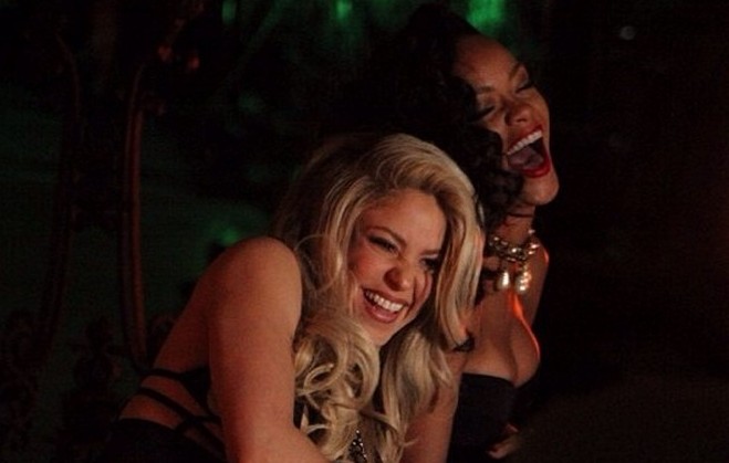 Shakira Cant Remember To Forget You feat. Rihanna Video